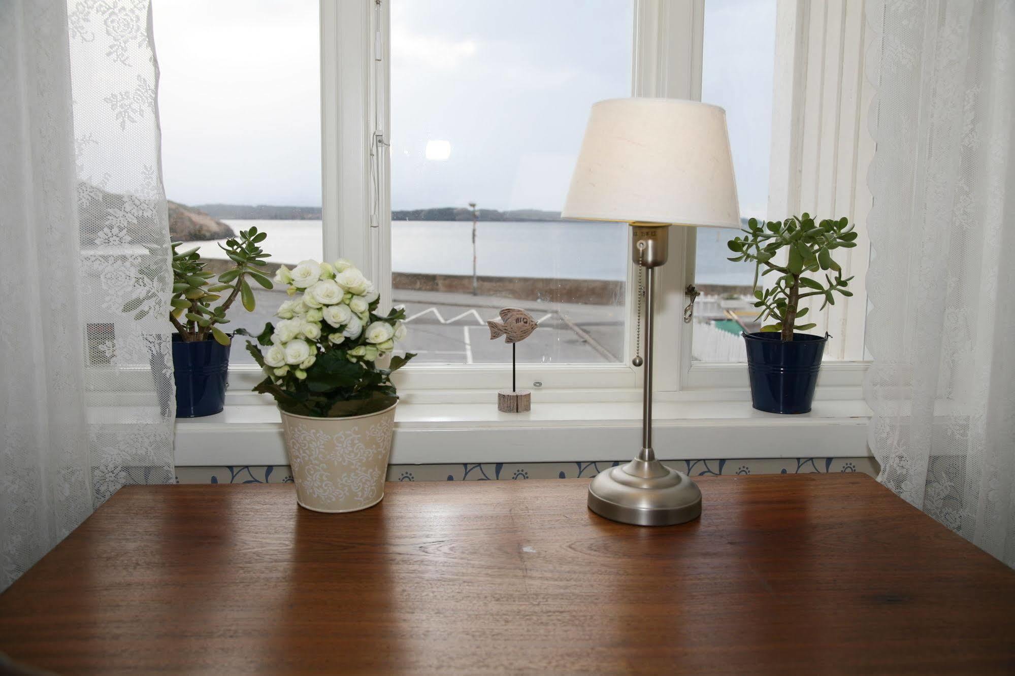 Strandvillan Hotell Och Bed & Breakfast Lysekil Dış mekan fotoğraf