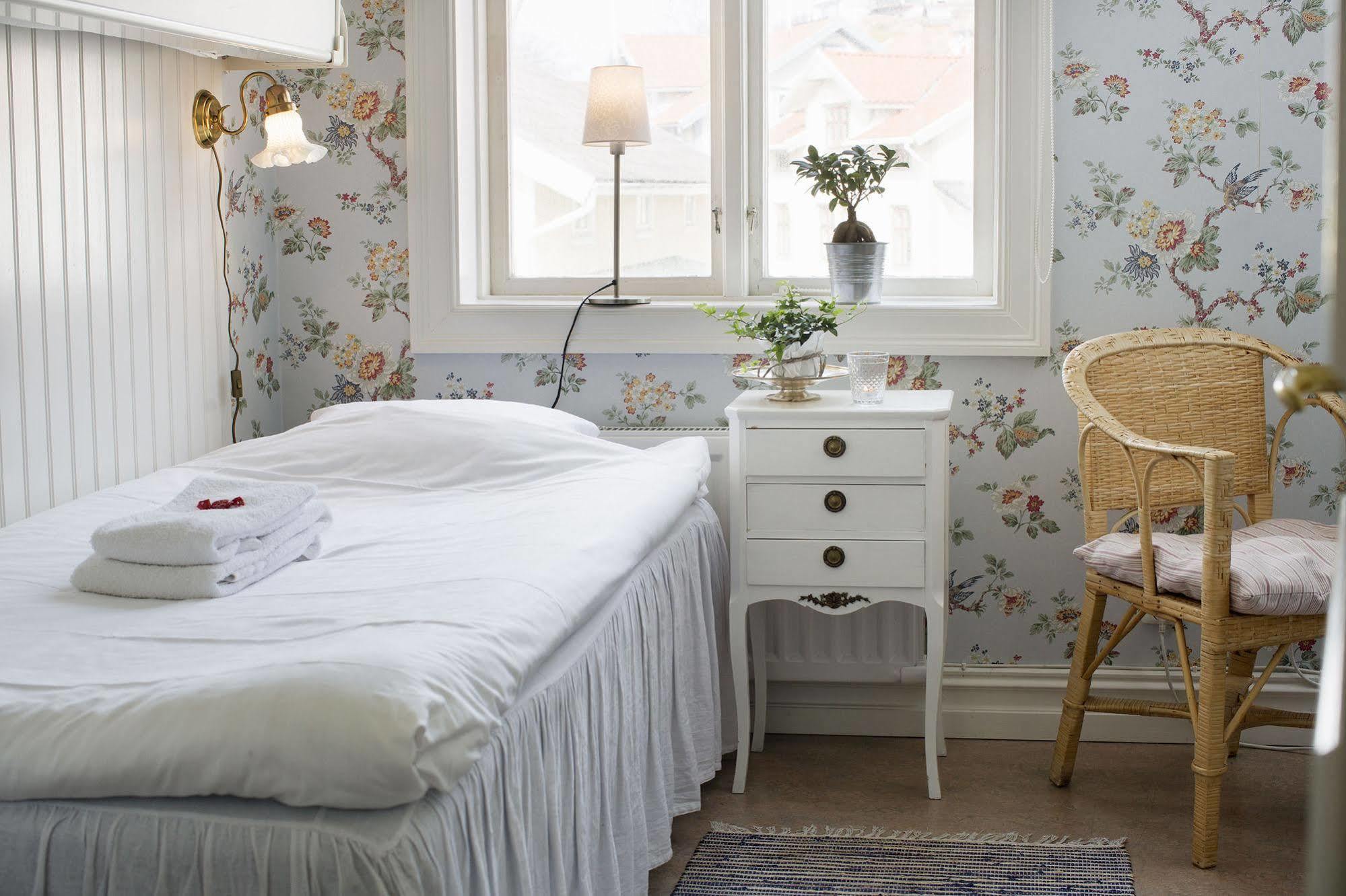 Strandvillan Hotell Och Bed & Breakfast Lysekil Dış mekan fotoğraf